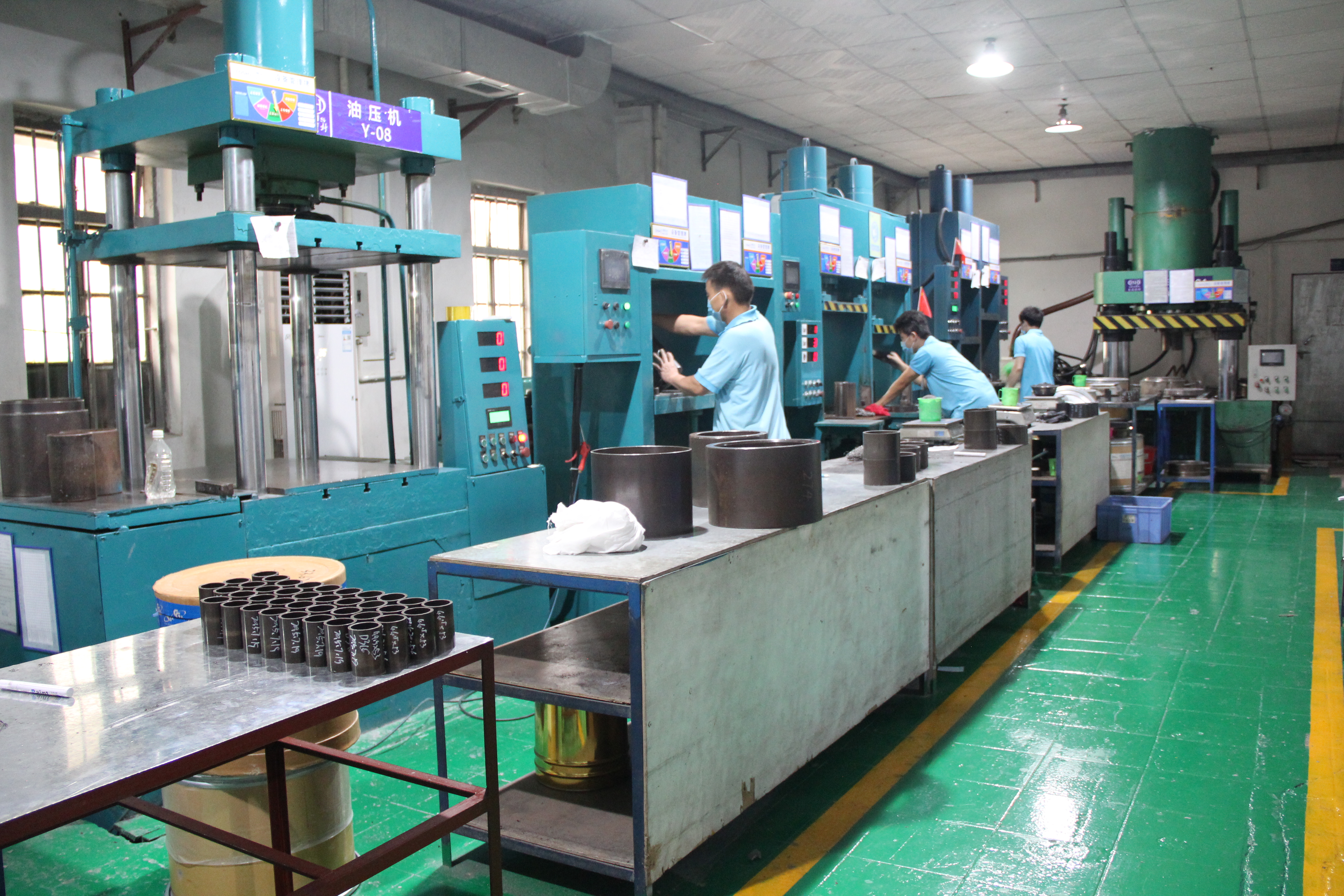 東晟密封-油壓機設(shè)備